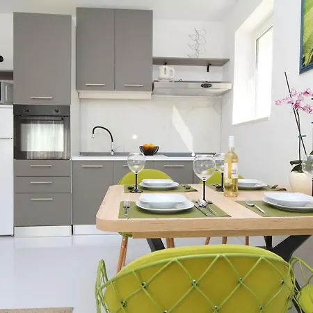 Kike Apartman Makarska