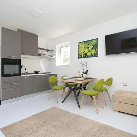 Kike Appartement Makarska